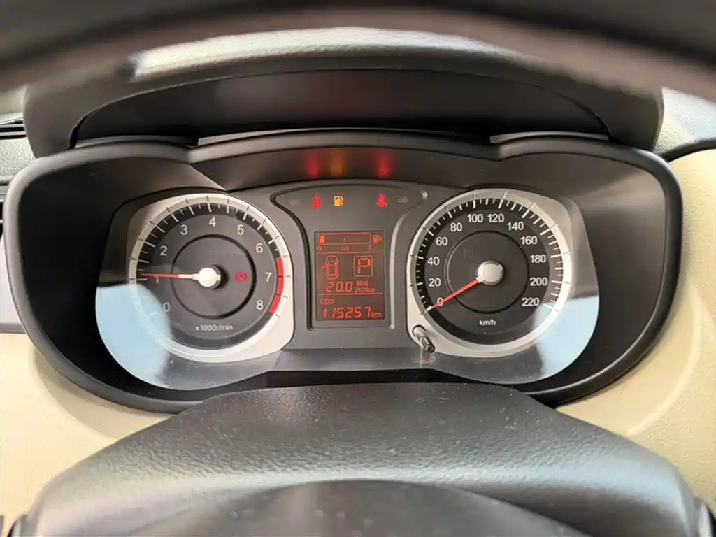 Venucia R50 1.6 L Auto Wonderful