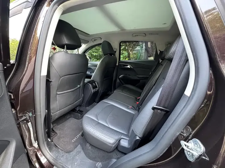 Borgward BX7 宝沃BX7 2016款 28 T 两驱豪华版 7座