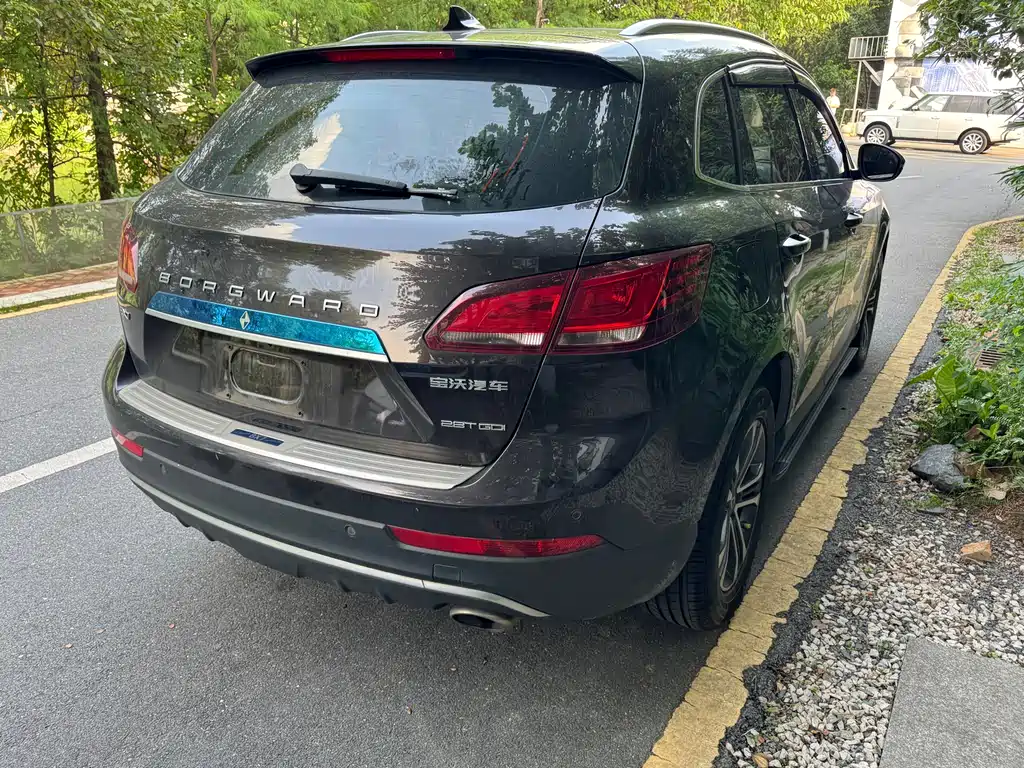 Borgward BX7 宝沃BX7 2016款 28 T 两驱豪华版 7座