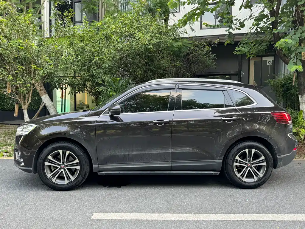 Borgward BX7 宝沃BX7 2016款 28 T 两驱豪华版 7座