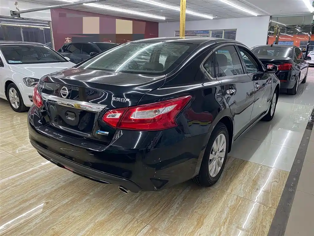 Teana Facelift 2.0 L XL Comfort