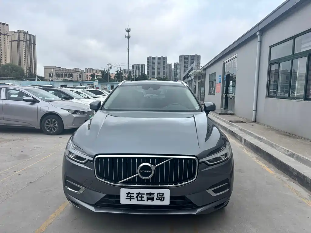 Volvo XC60 T5 4 WD Smart Ease Luxury