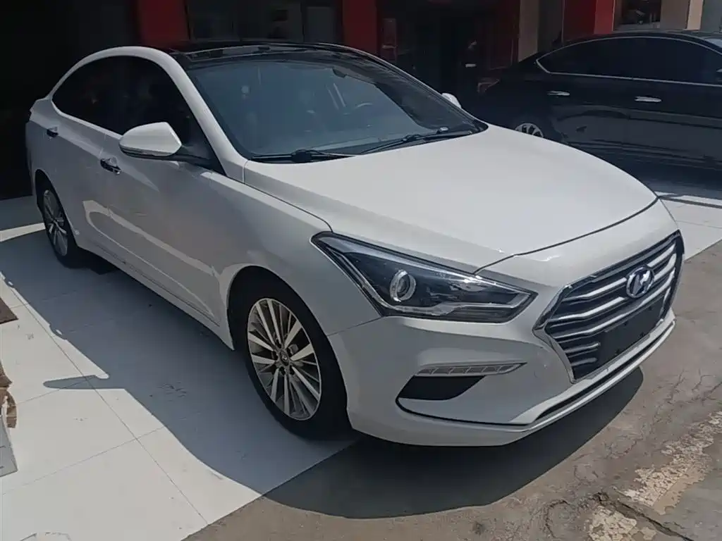 Mistra 1.8 L Auto Intelligent GLS CN-V