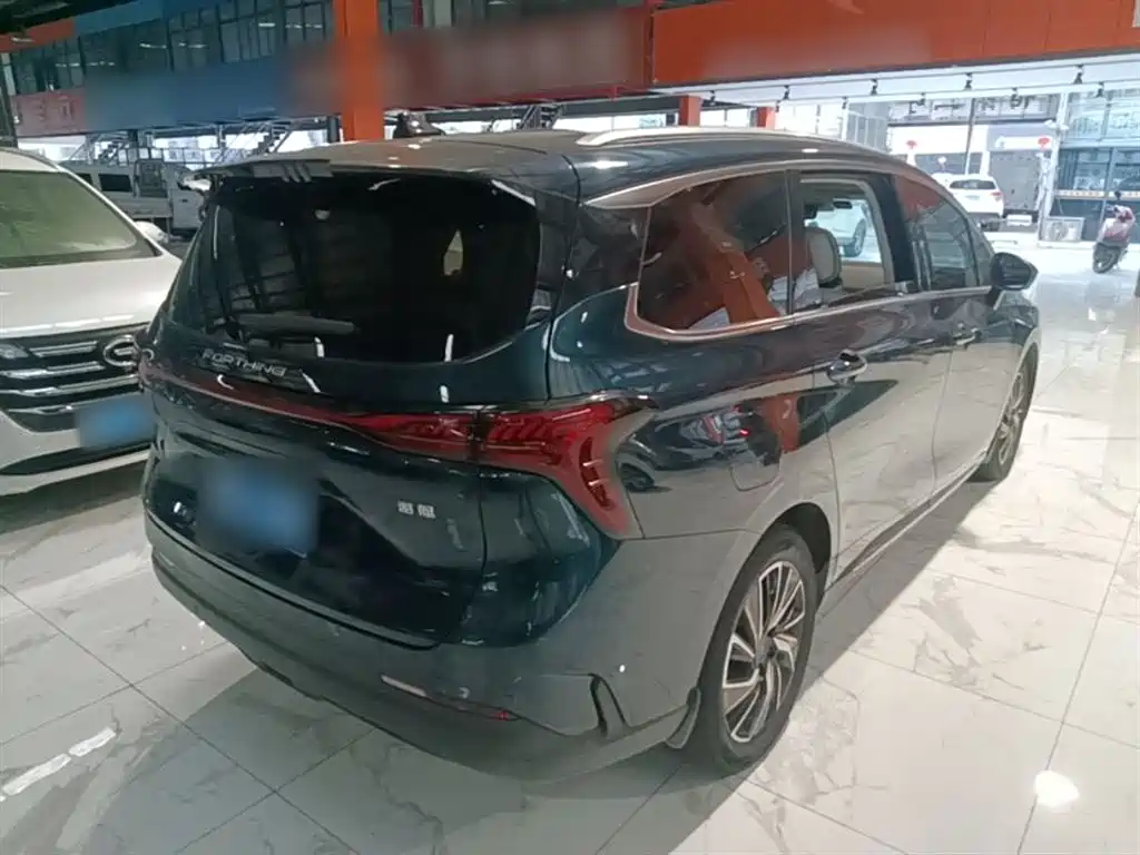 Fengxing Yacht 1.5 T DCT Wave Chaser