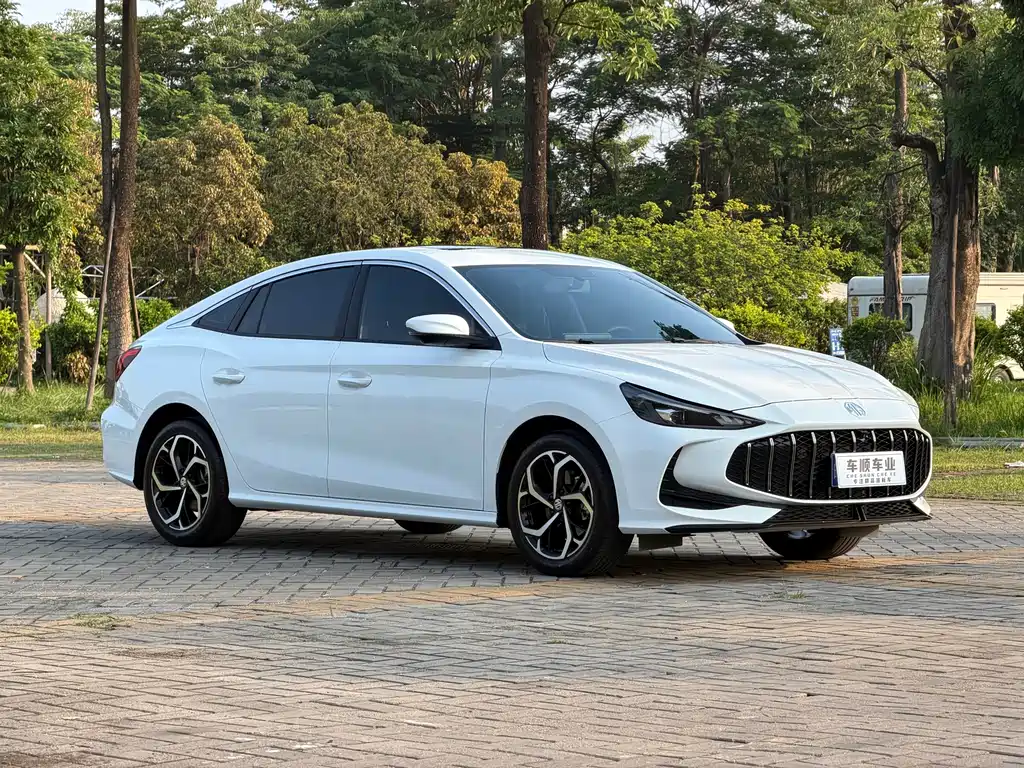 MG5 300 TGI Global Flagship