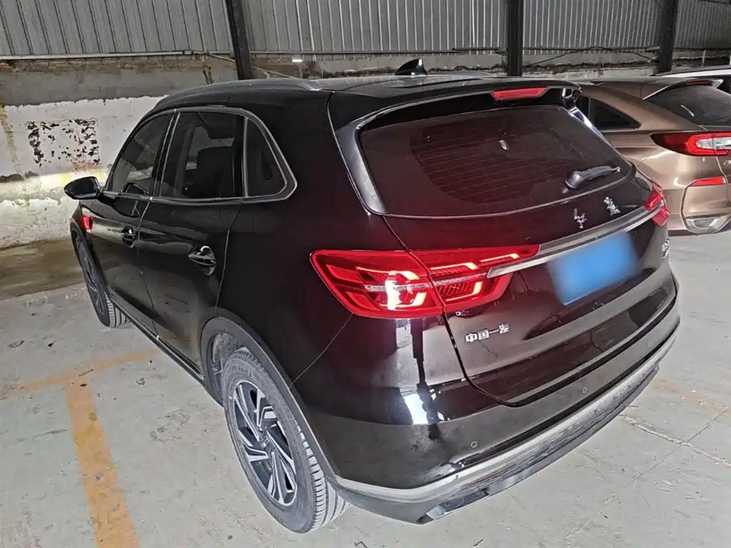 Hongqi HS5 Facelift 2.0 T Connected Flagship Enjoyment
