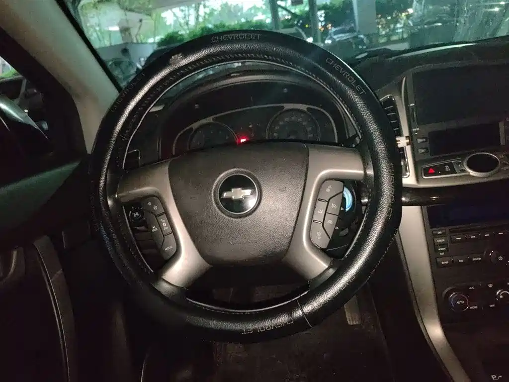 Captiva 2.4 L 4 WD Flagship 7-seat