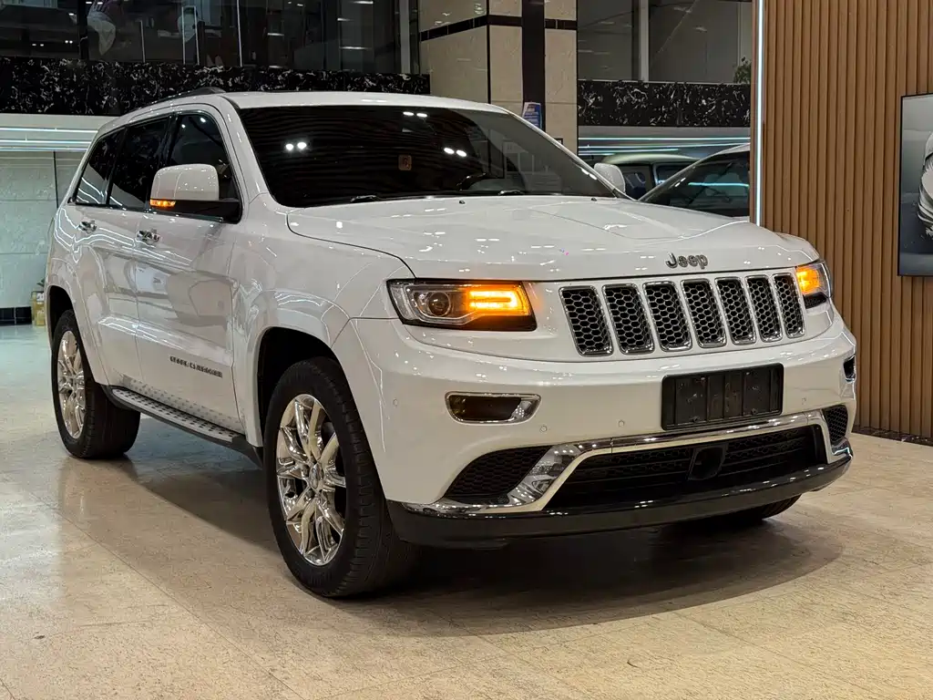 Grand Cherokee (Import) 3.6 L Flagship Premium Joy