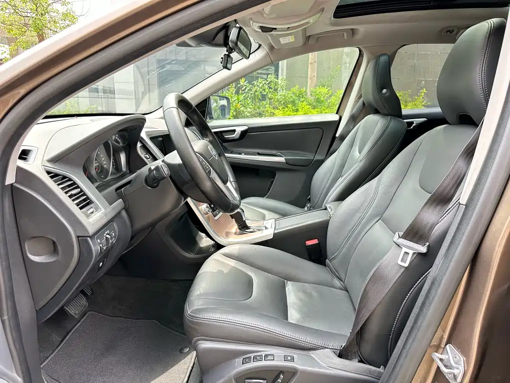 Volvo XC60 T5 Smart Progress