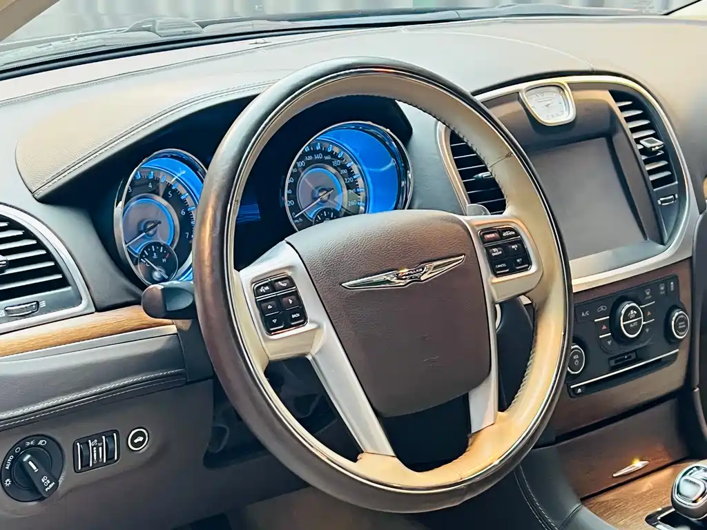 Chrysler 300 C (Import) 3.6 L Supreme