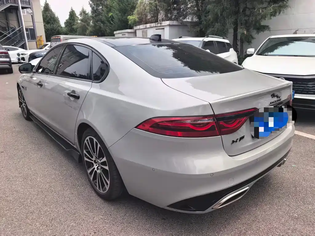 Jaguar XFL 2.0 T P250 2 WD Premium Luxury