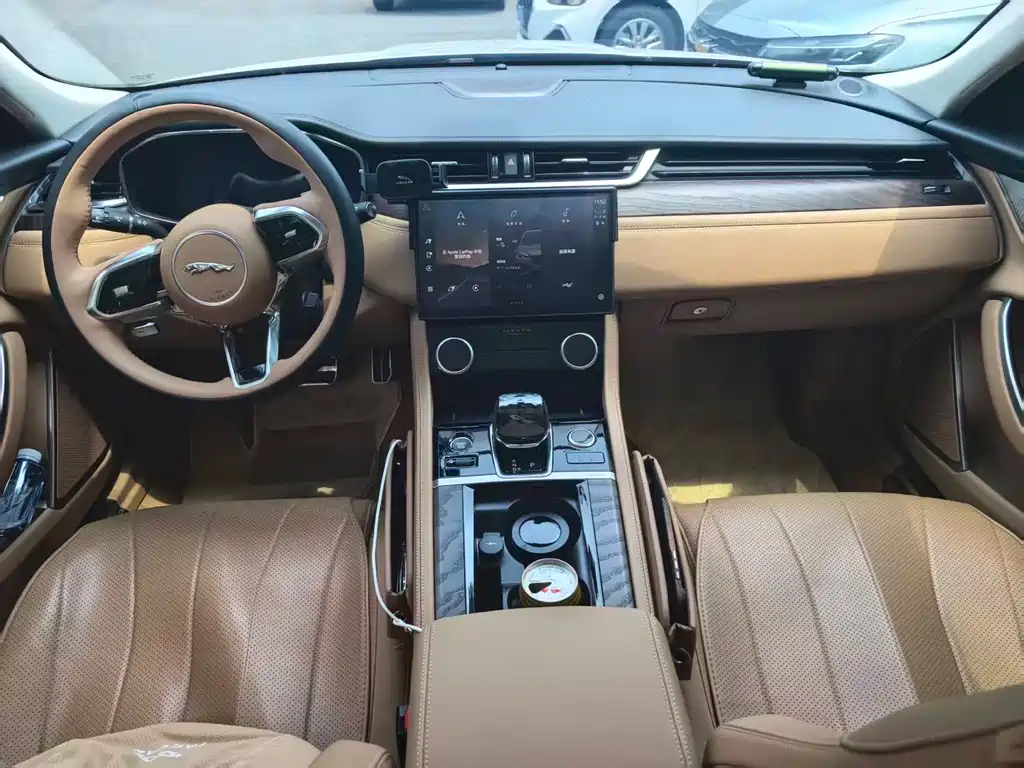 Jaguar XFL 2.0 T P250 2 WD Premium Luxury
