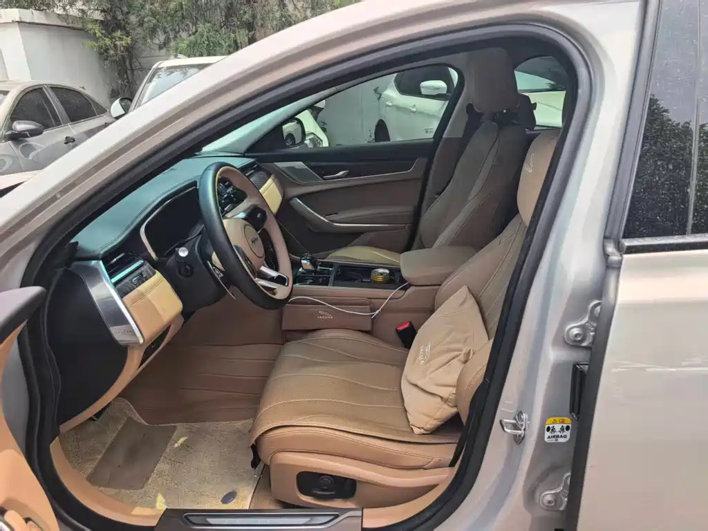 Jaguar XFL 2.0 T P250 2 WD Premium Luxury