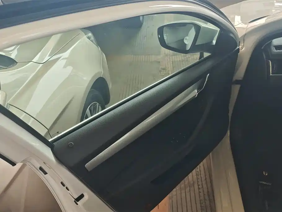 Octavia 1.6 L Auto Creation