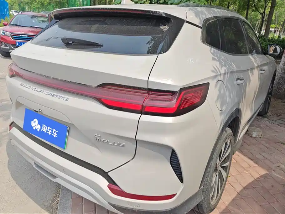 Song PLUS NEV Glory DM-i 150 km Flagship PLUS