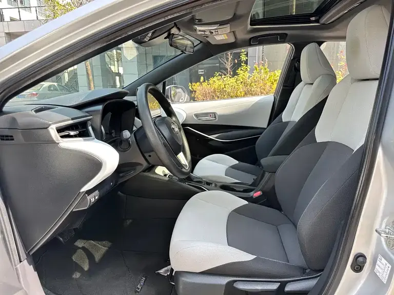 Toyota Levin Dual Engine 1.8 H E-CVT Luxury CN-V
