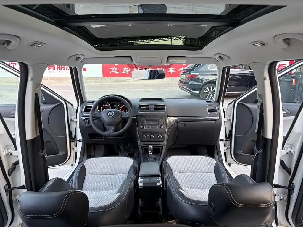 Yeti 1.4 TSI DSG Forward