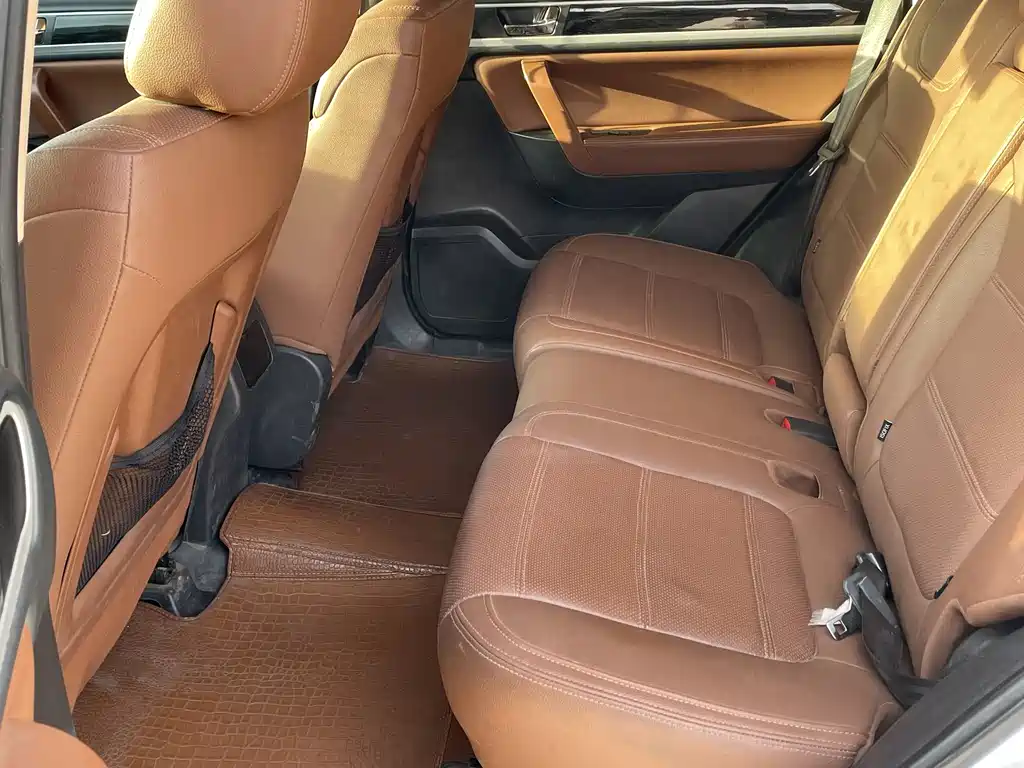 Yema T70 野马T70 2015款 1.8 T CVT睿智型