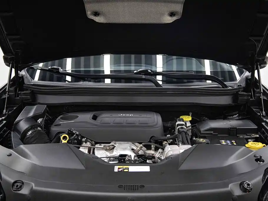 Cherokee 2.0 T 2 WD Smart Enjoyment CN-VI
