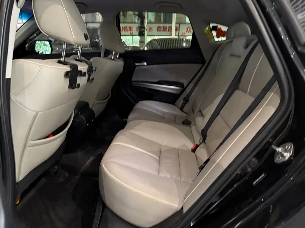 Crosstour 2.4 L Luxury