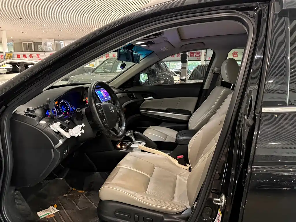 Crosstour 2.4 L Luxury