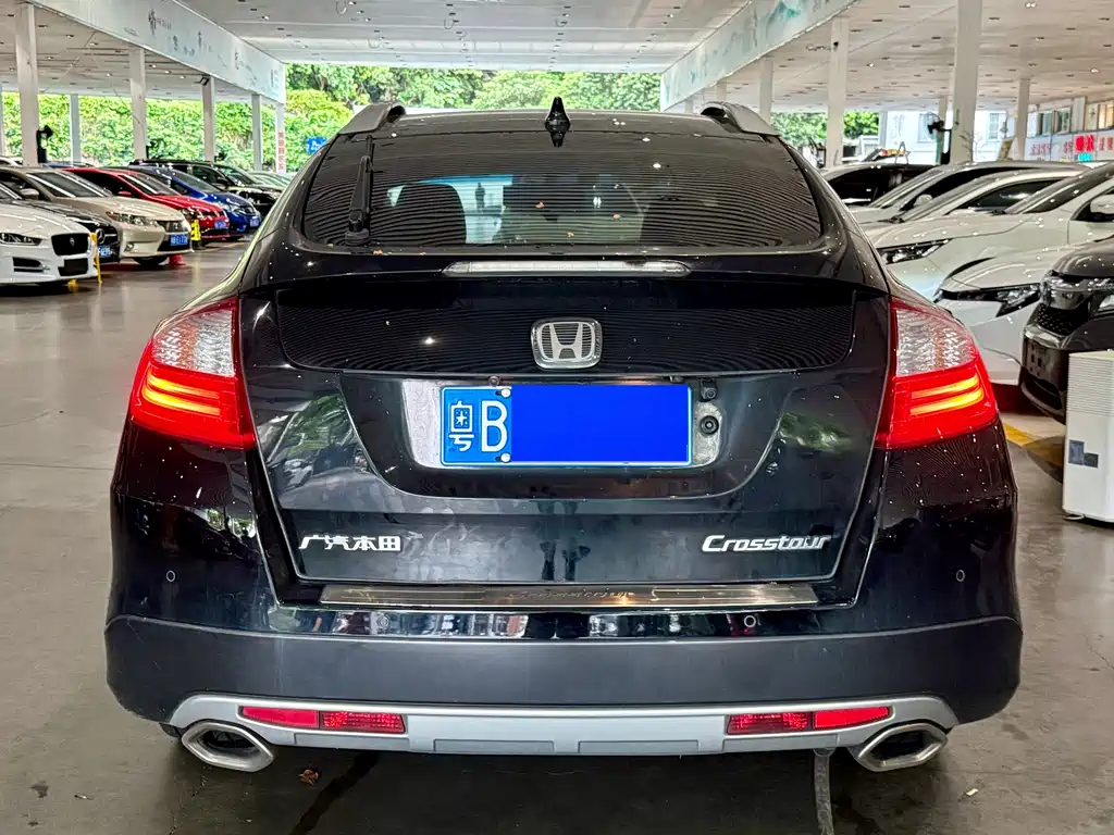 Crosstour 2.4 L Luxury