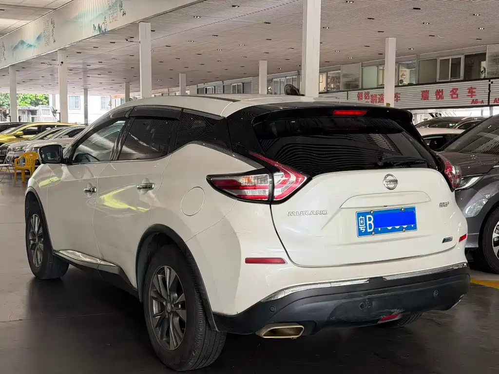 Murano 2.5 L XL 2 WD Connected Luxury CN-VI