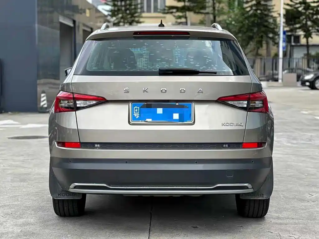Kodiaq 柯迪亚克 2019款 改款 TSI330 7座两驱豪华优享版 国VI