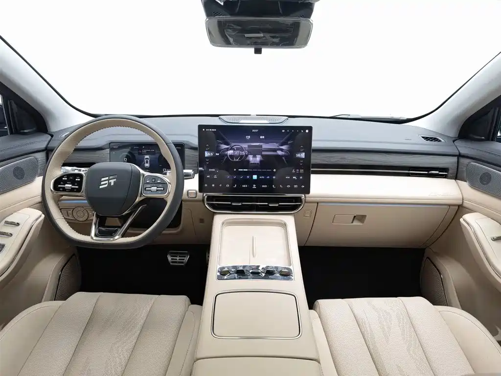 Jetour Shanhai L9 1.5 TD 2 DHT Luxury 6-seat