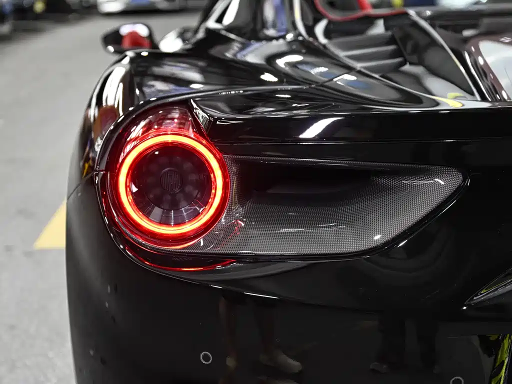 Ferrari 488 488 Spider