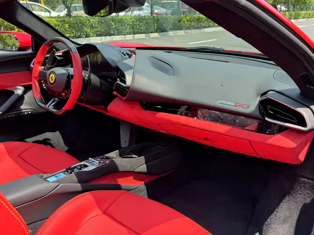 Ferrari 296 3.0 T V6 GTS