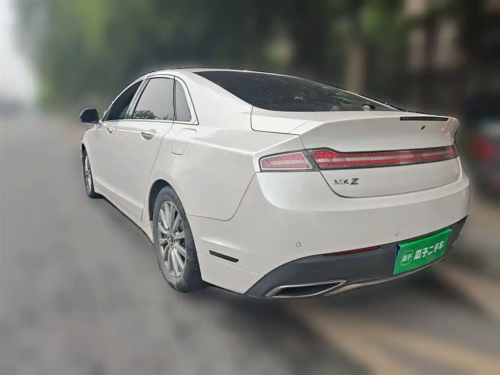 Lincoln MKZ 2.0 T Premium