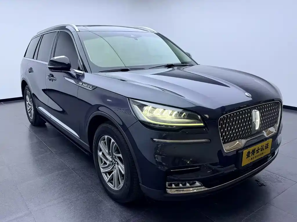 Aviator 3.0 T V6 4 WD Premium