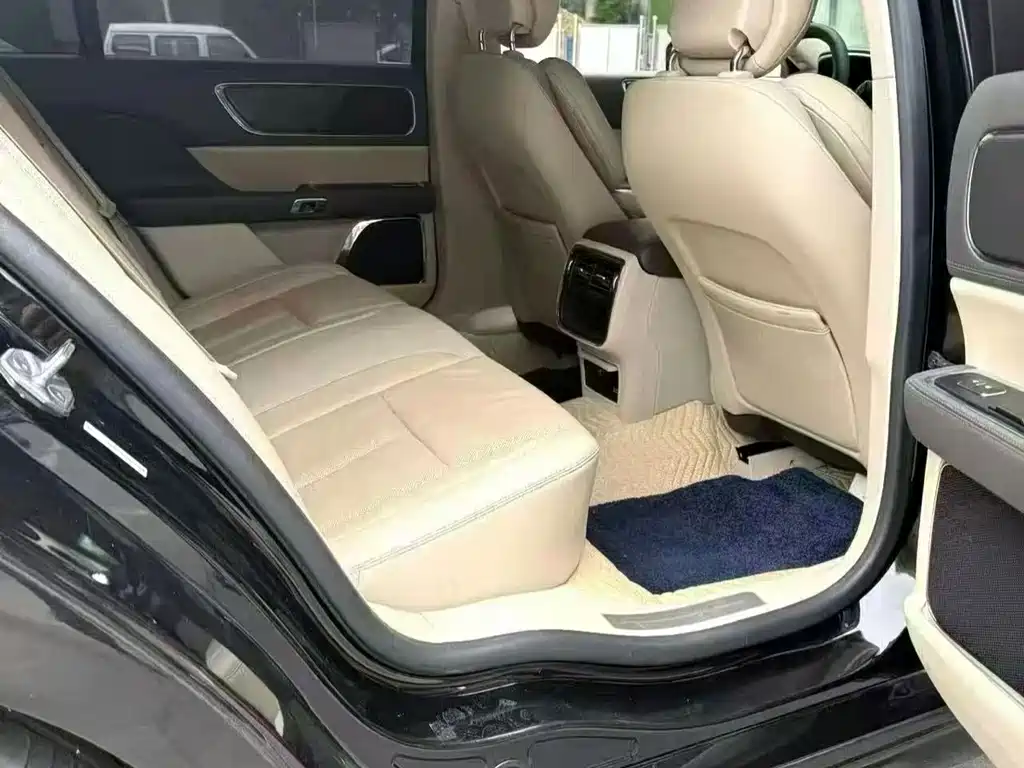 Lincoln Continental 2.0 T 2 WD Premium