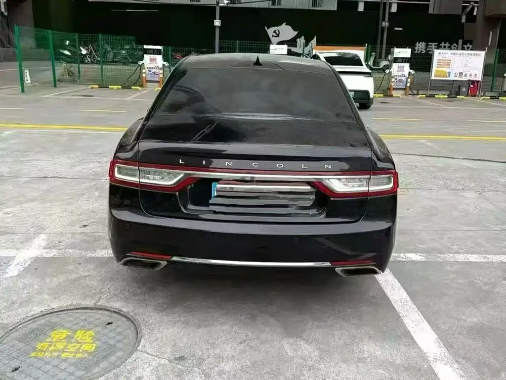 Lincoln Continental 2.0 T 2 WD Premium