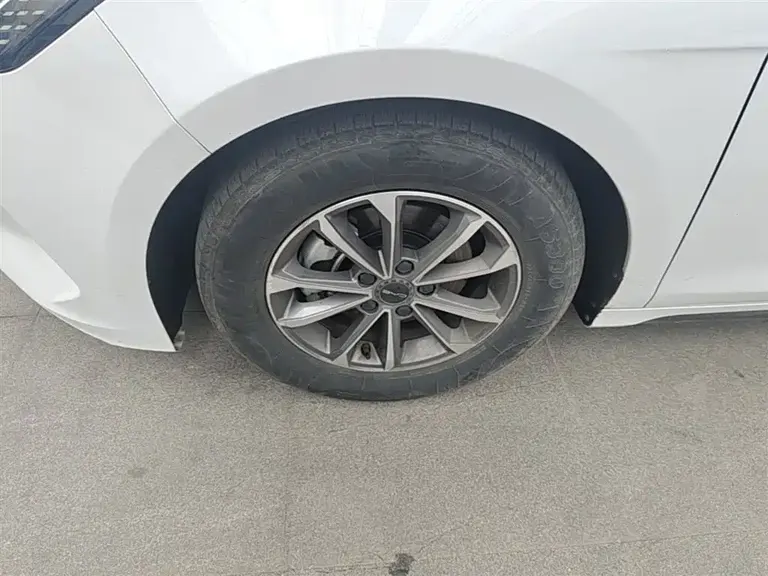 BYD Destroyer 05 Glory DM-i 55 KM Luxury