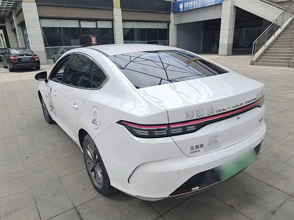 Destroyer 05 Glory DM-i 55 KM Luxury