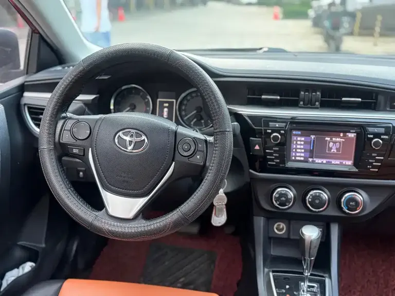 Toyota Levin 雷凌 2014款 1.8 GS CVT精英版