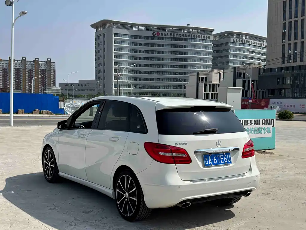 Mercedes-Benz B-Class B 200