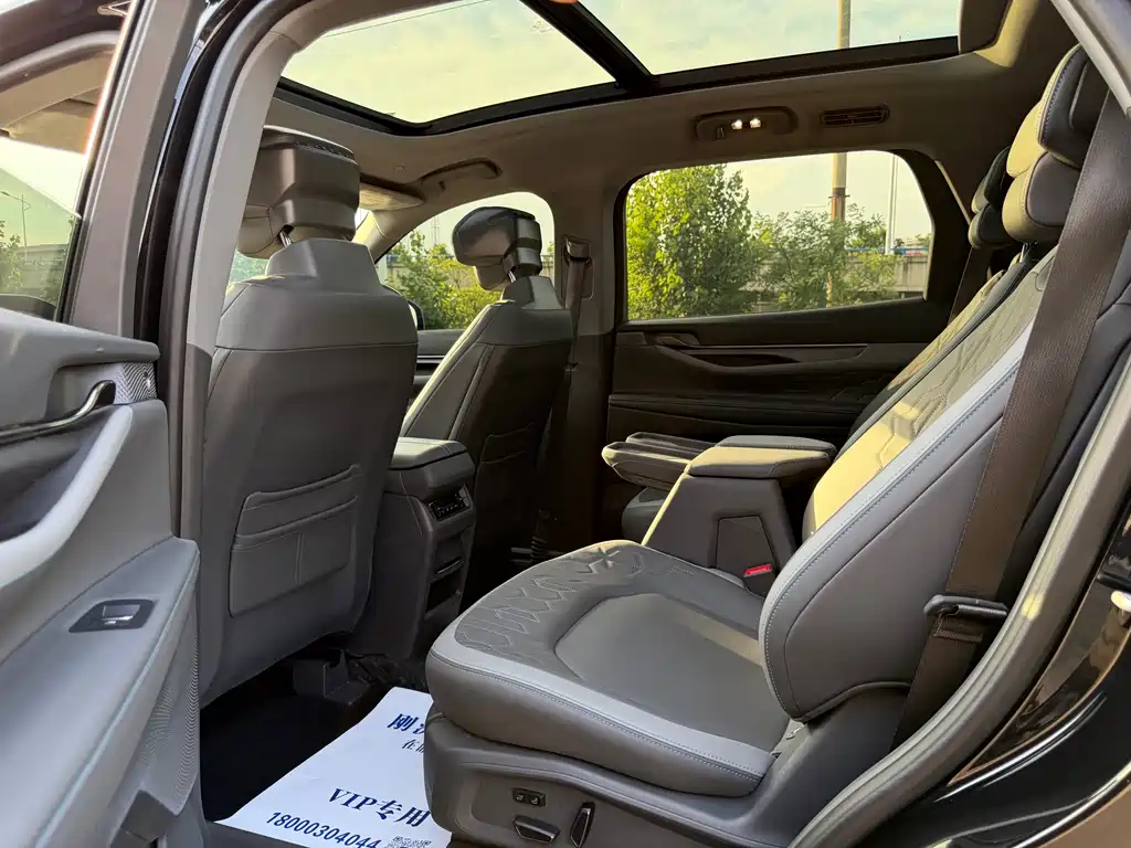 Edge Edge L 2.0 T EcoBoost E Hybrid 2 WD 7-seat Luxury