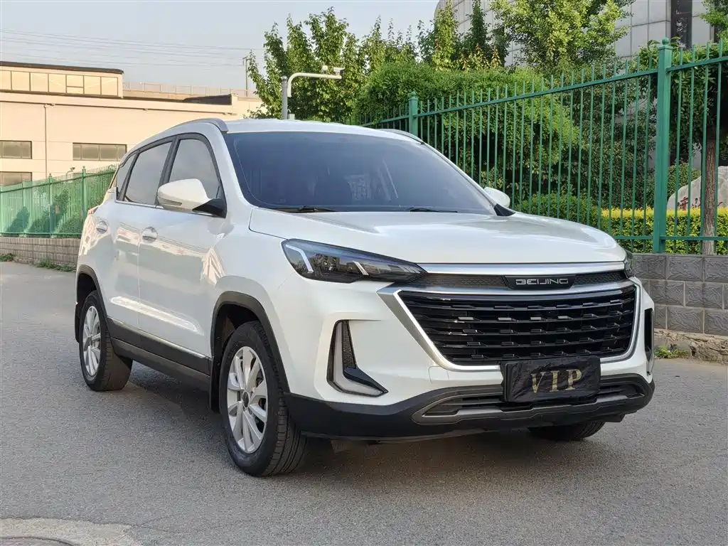 BAIC X3 1.5 L Manual Glory