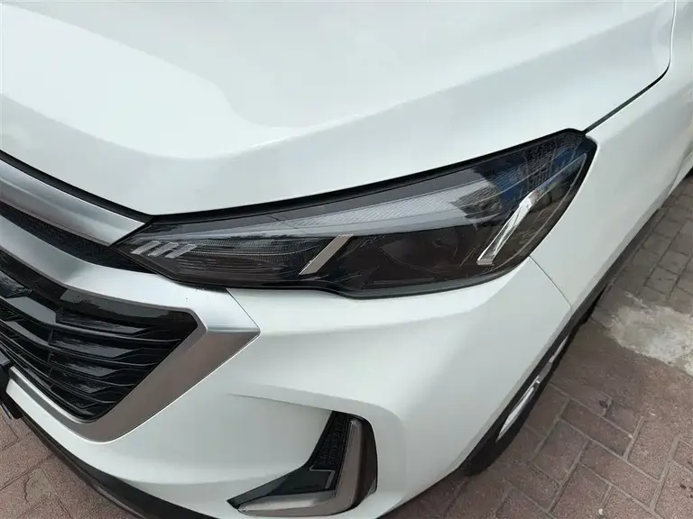 BAIC X3 1.5 L Manual Glory