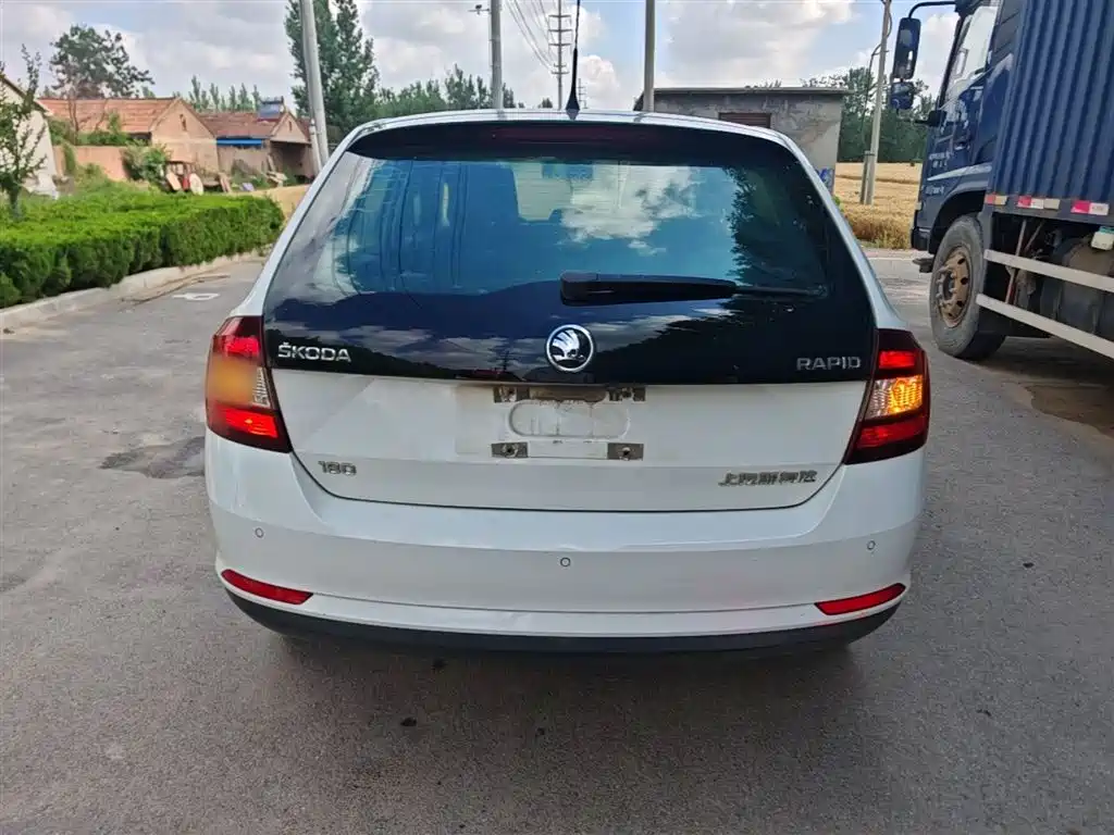 Rapid Spaceback 昕动 2016款 改款 1.6 L 自动智行版