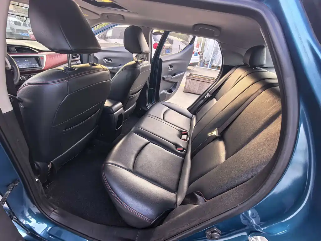 Lannia 1.6 L CVT Cool