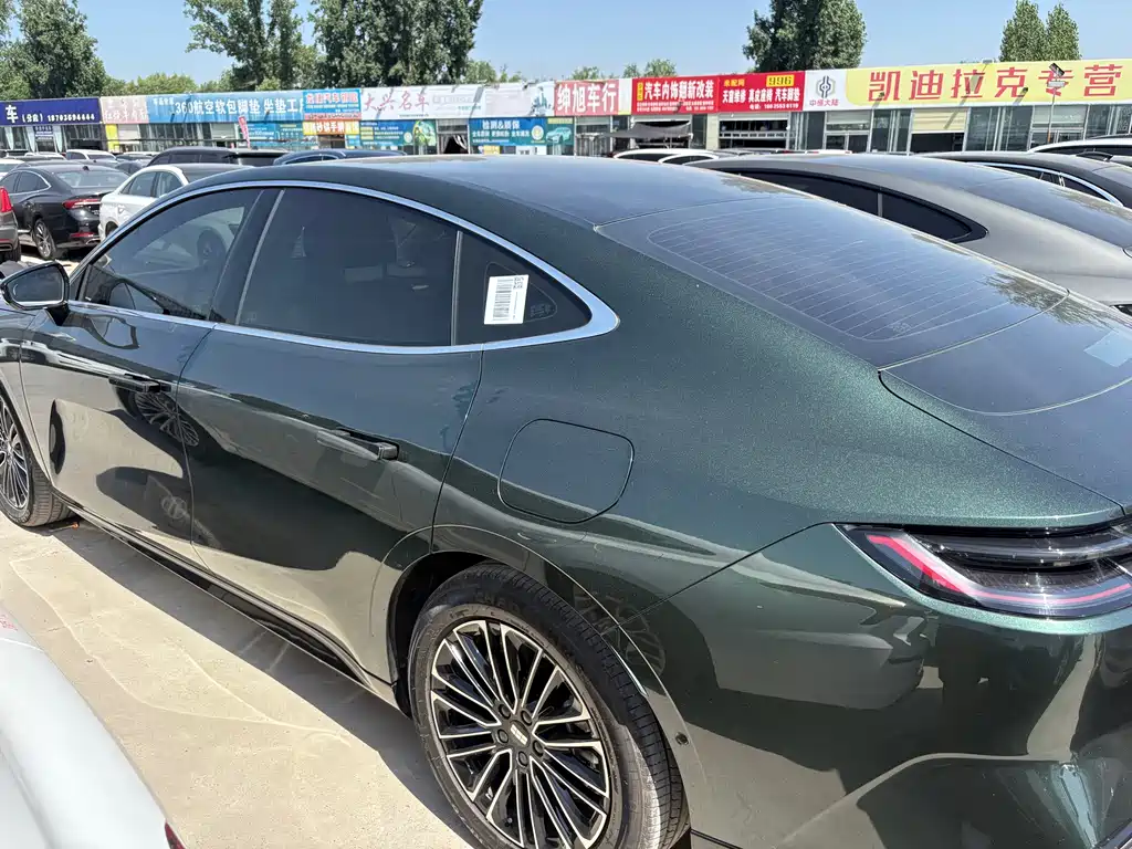 Galaxy Xingyao 8 130 km EM-i Premium