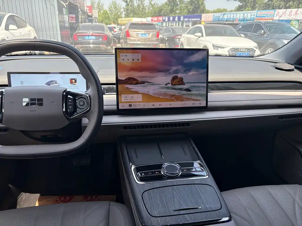 Galaxy Xingyao 8 130 km EM-i Premium