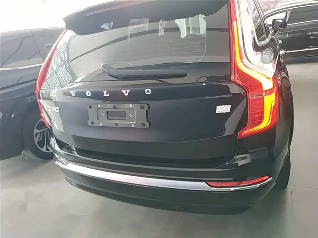 Volvo XC90 PHEV T8 RECHARGE Smart Supreme Luxury 7-seat