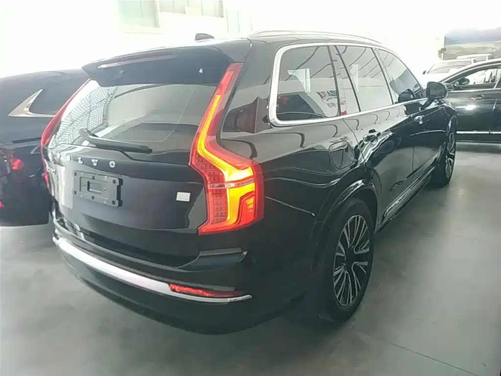 Volvo XC90 PHEV T8 RECHARGE Smart Supreme Luxury 7-seat