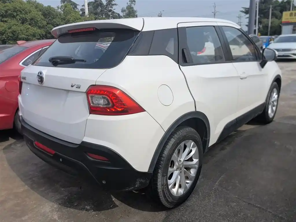 Brilliance V3 1.5 L Manual Comfort