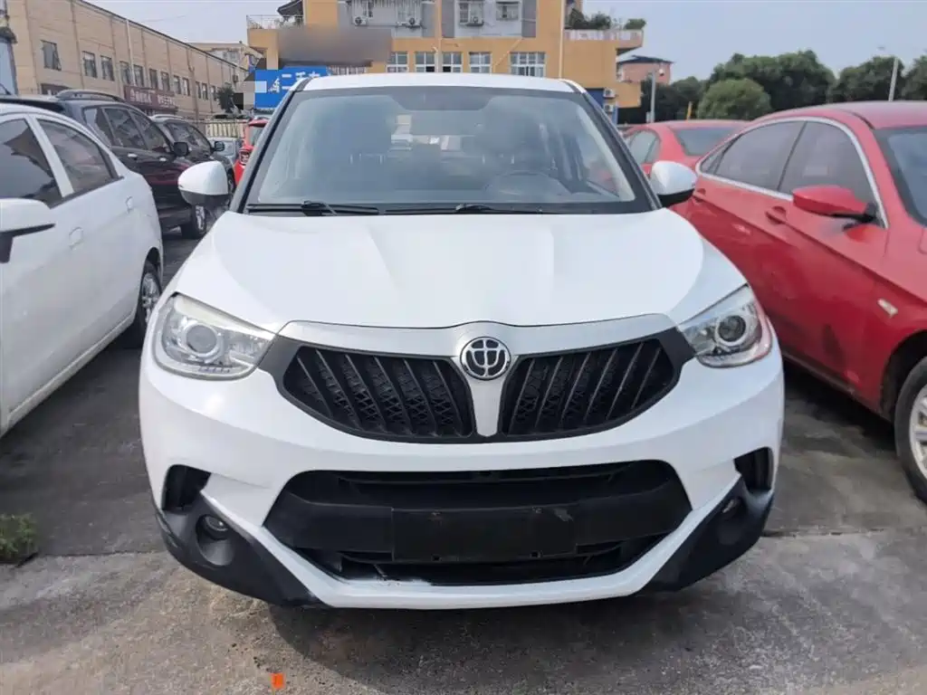 Brilliance V3 1.5 L Manual Comfort